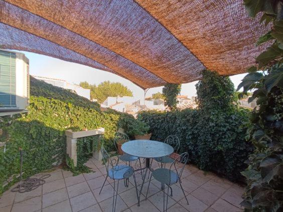La Confidentielle Centre Ville Arles Terrasse Екстериор снимка
